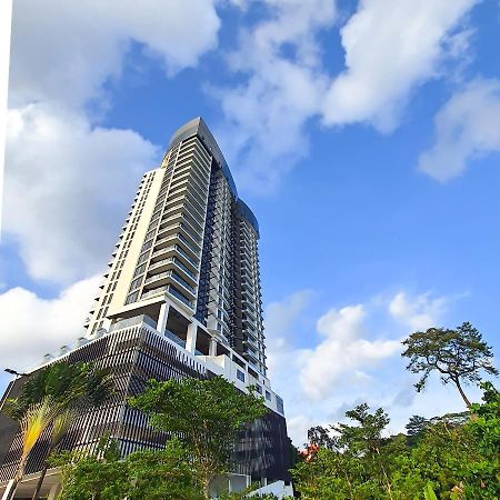 Ramada Suites By Wyndham The Straits Джохор Бахру Екстериор снимка